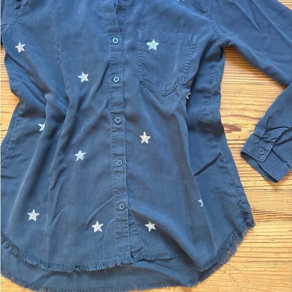 Cloth & Stone blue silver star plunge neckline button long sleeve shirt SIZE S - Picture 3 of 7